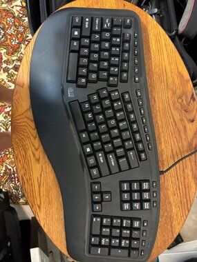 Adesso Ergonomic Keyboard
